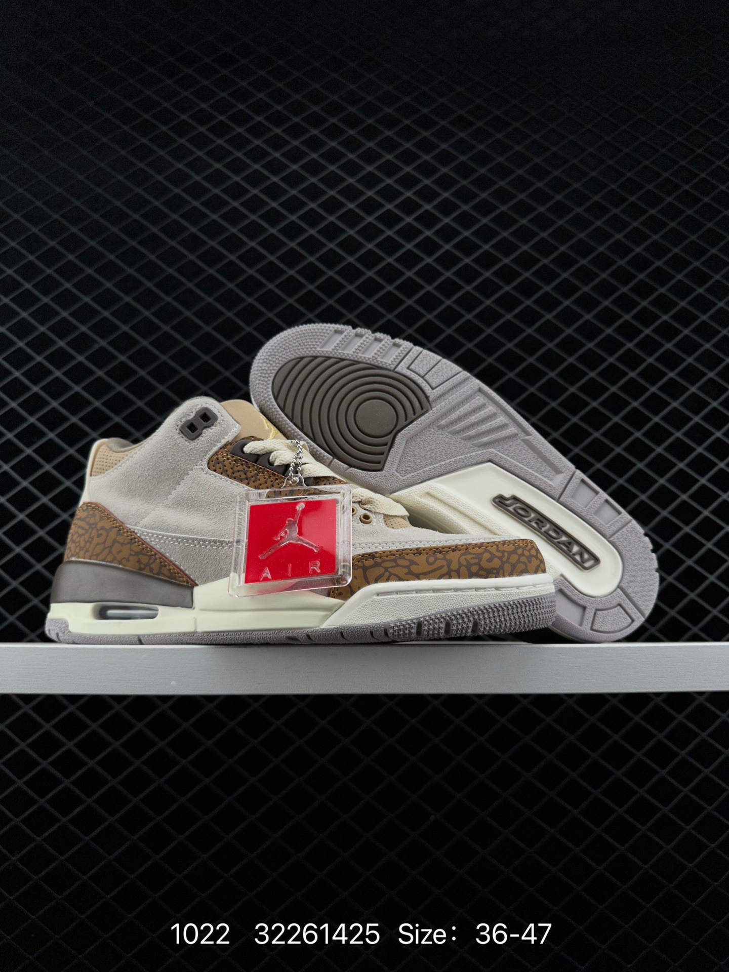 Air Jordan 3 Retro ”Hide and Sneak“